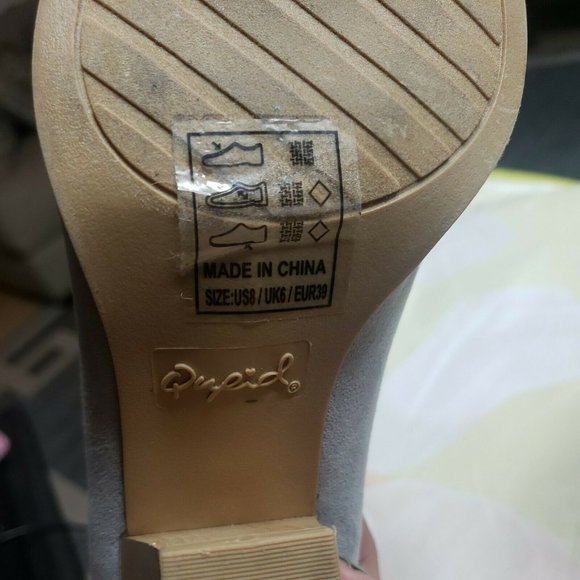 Qupid Bootie Gray Suede Point Toe ,Silver Zip Back Size 8 - Picture 6 of 9